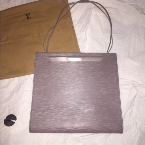 LV epi saint tropez bag authentic MIlOll louis vuitton - Picture 1 of 12